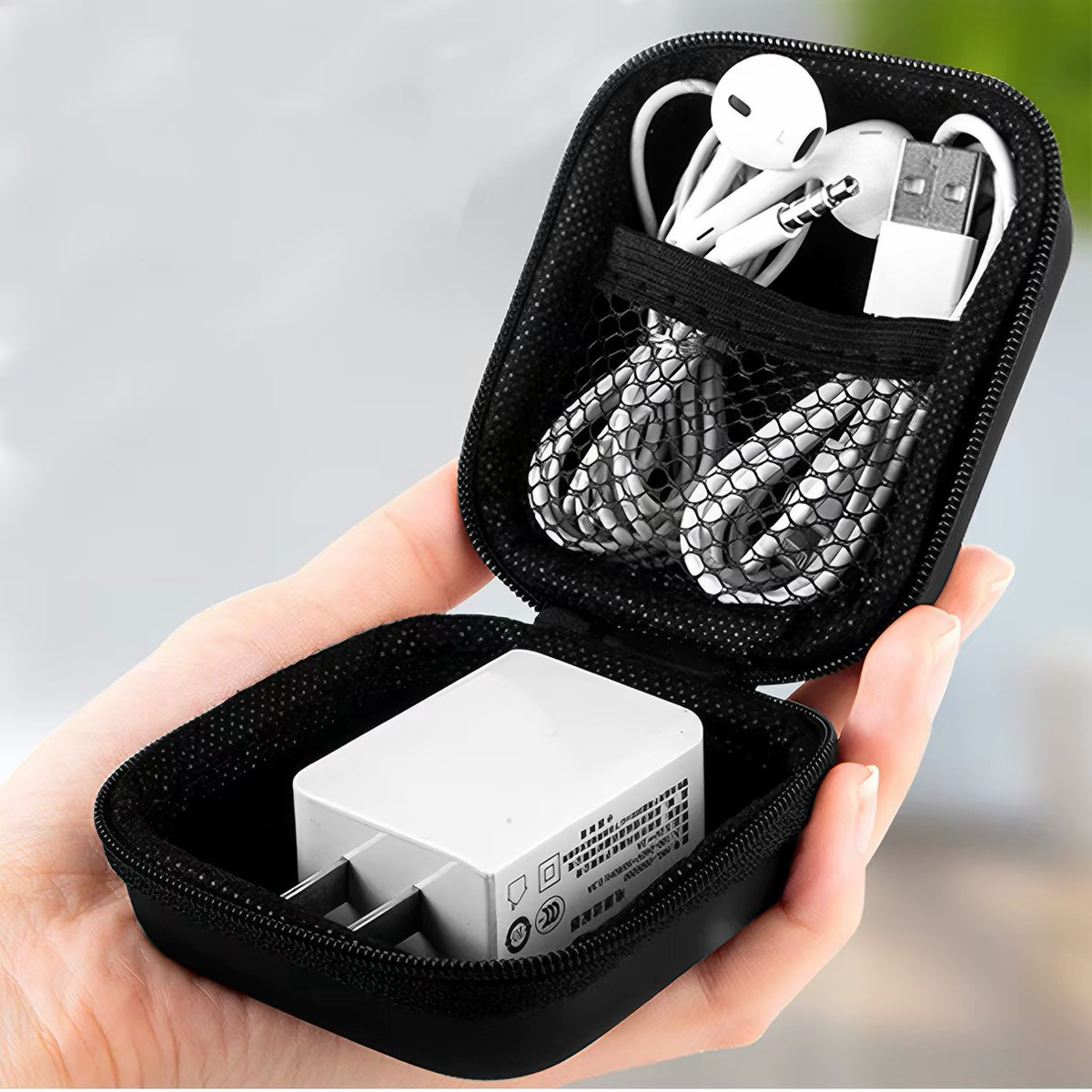 Twarda, wodoodporna torba EVA  – Headphone Case Hard recenzja i cena