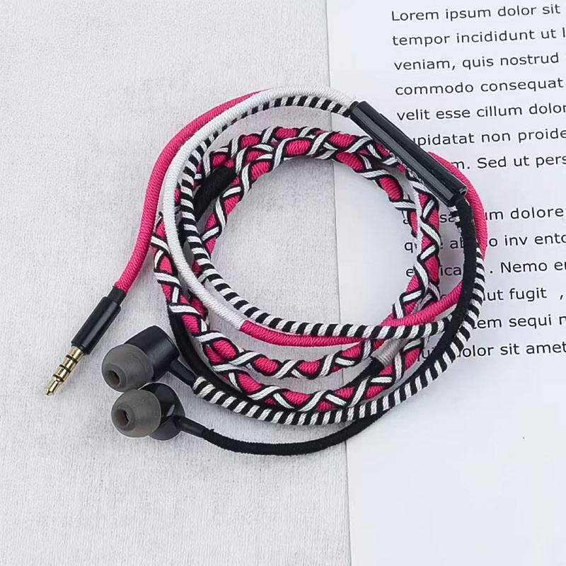 Słuchawki przewodowe z oplotem – Audiophile Headphone Wired recenzja i cena